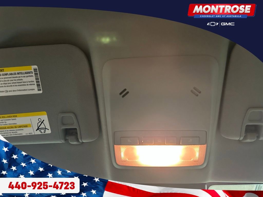 Used 2022 Chevrolet Trax LT w/ LT Convenience Package image 18