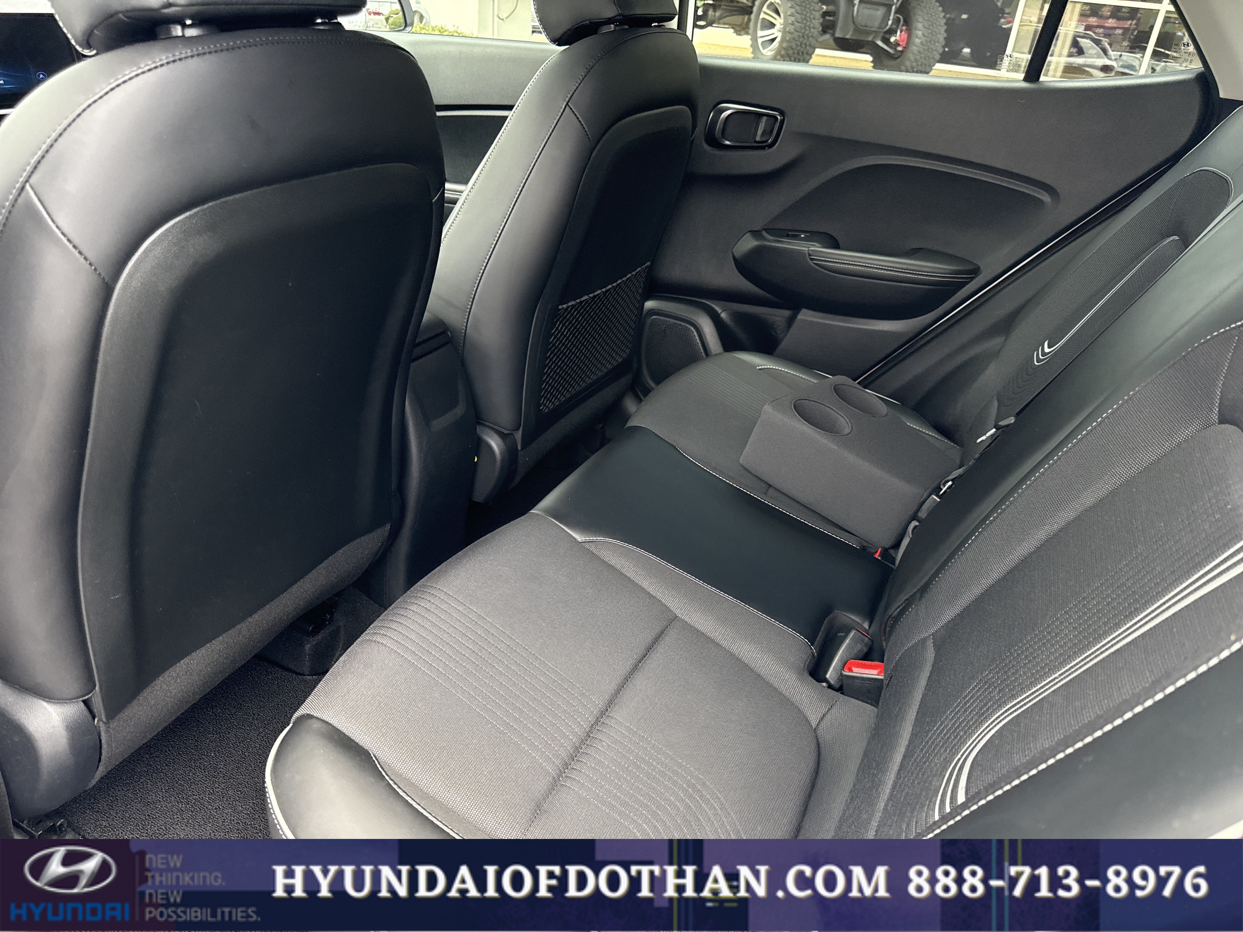 Certified 2023 Hyundai Venue Limited FWD image 12