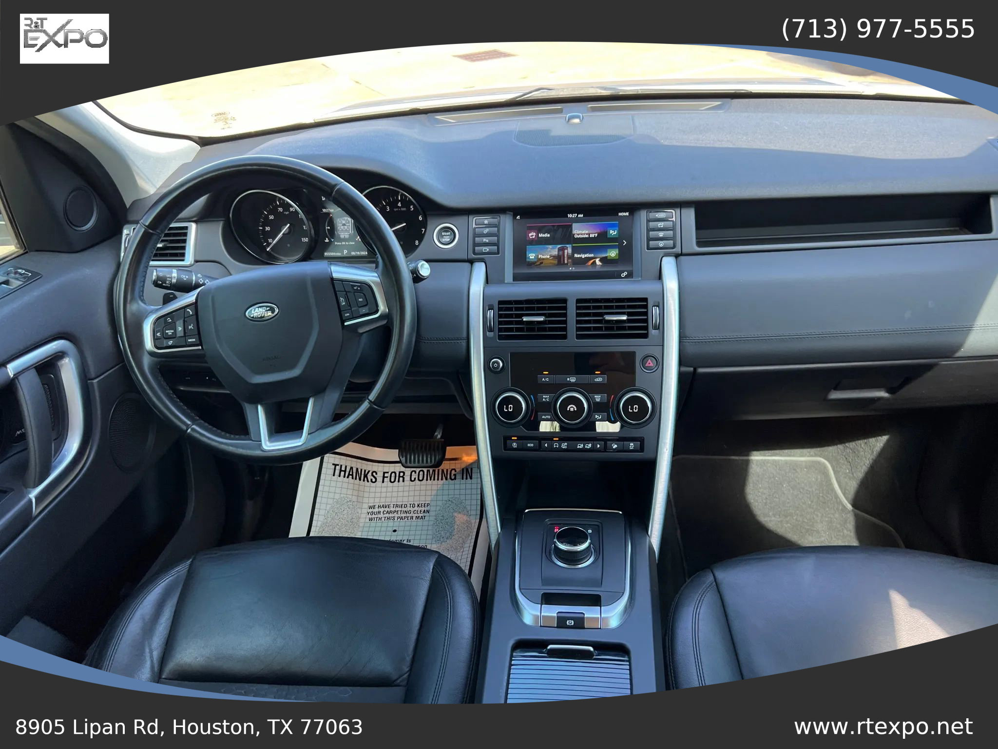 Used 2018 Land Rover Discovery Sport SE image 29