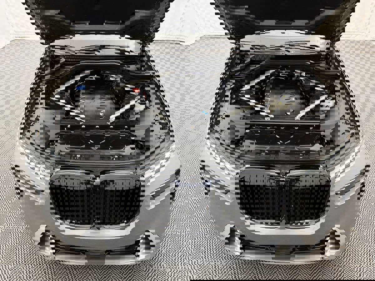 Used 2023 BMW X7 xDrive40i w/ Premium Package image 63