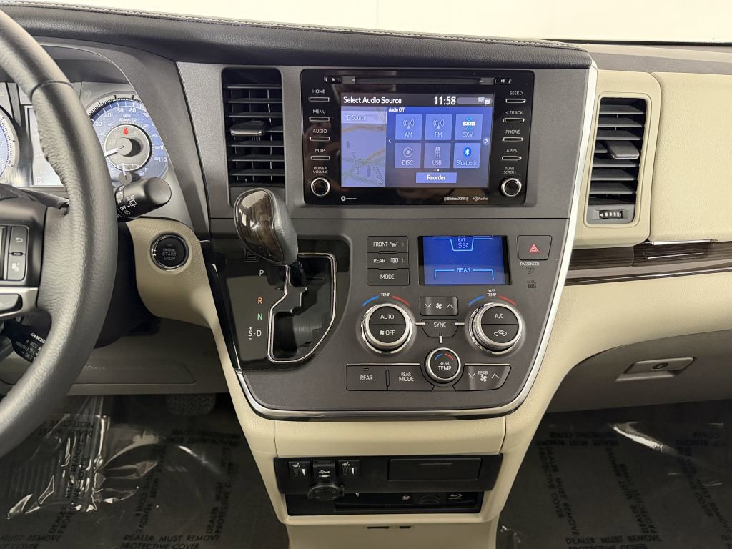 Used 2018 Toyota Sienna XLE Premium w/ Protection Package AWD/4WD image 32