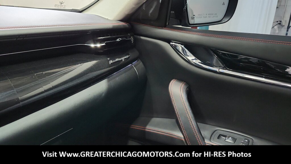Used 2017 Maserati Quattroporte S GranSport RWD image 29
