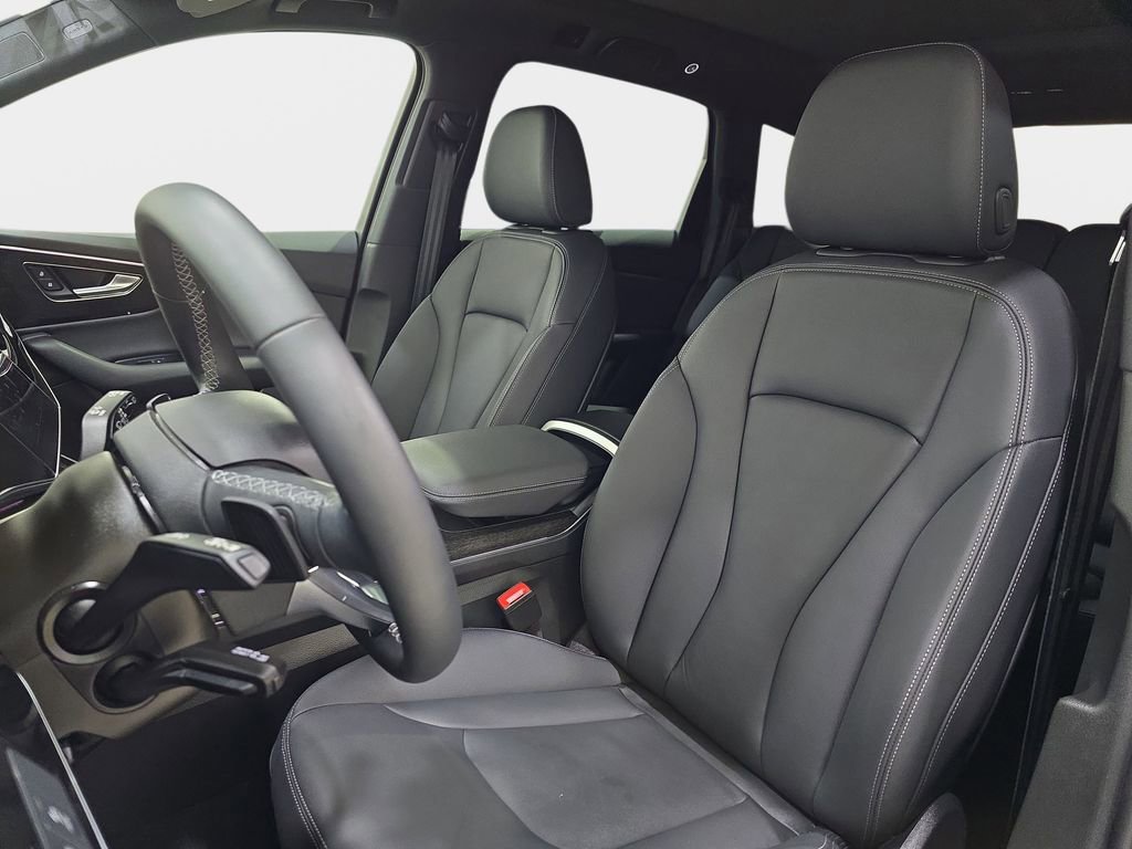 Certified 2025 Audi Q7 2.0T Premium w/ Convenience Plus Package image 15