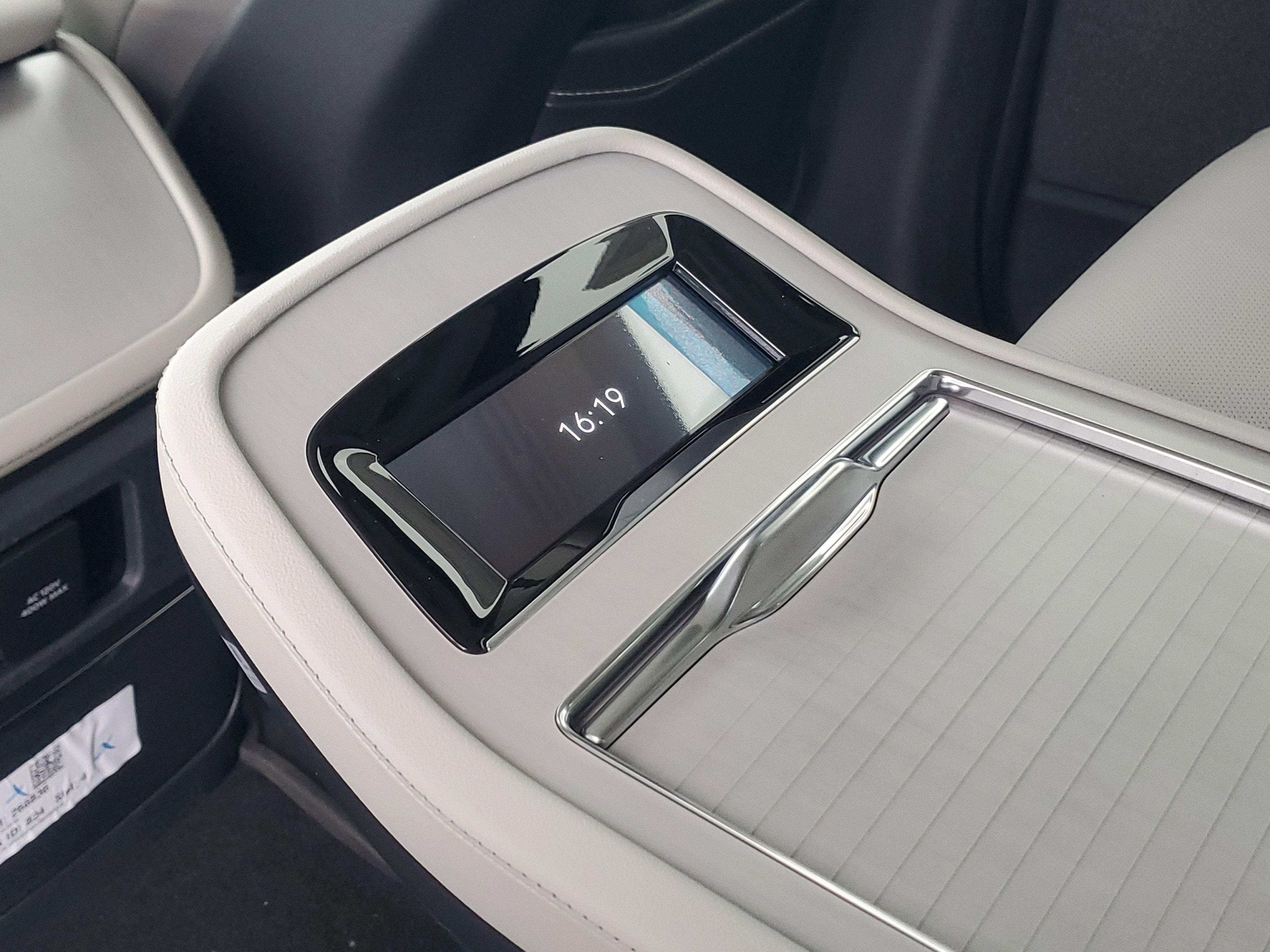 New 2026 Lincoln Navigator L Reserve image 30