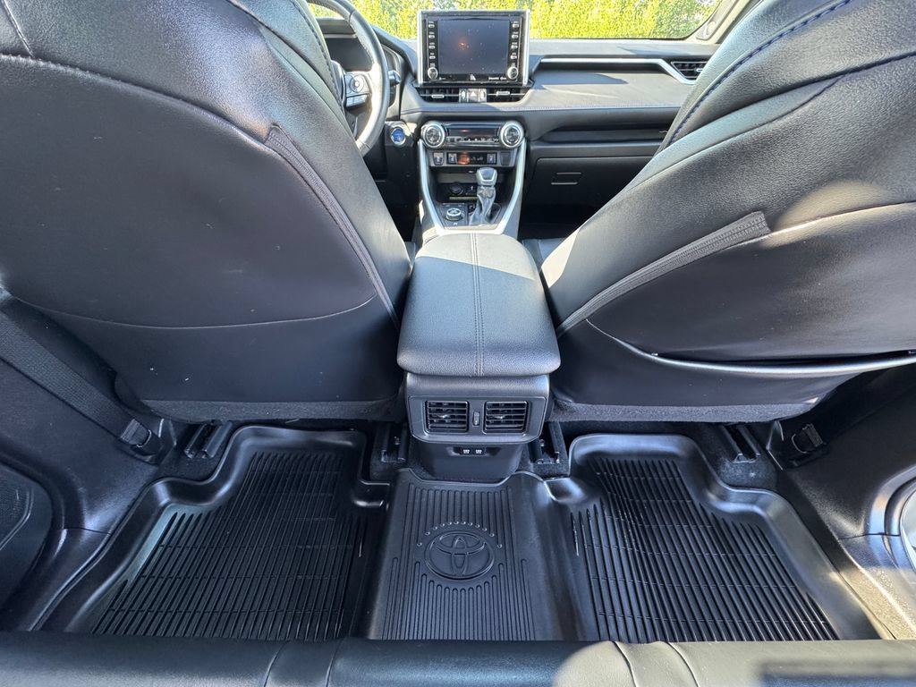 Used 2021 Toyota RAV4 XSE AWD/4WD image 30