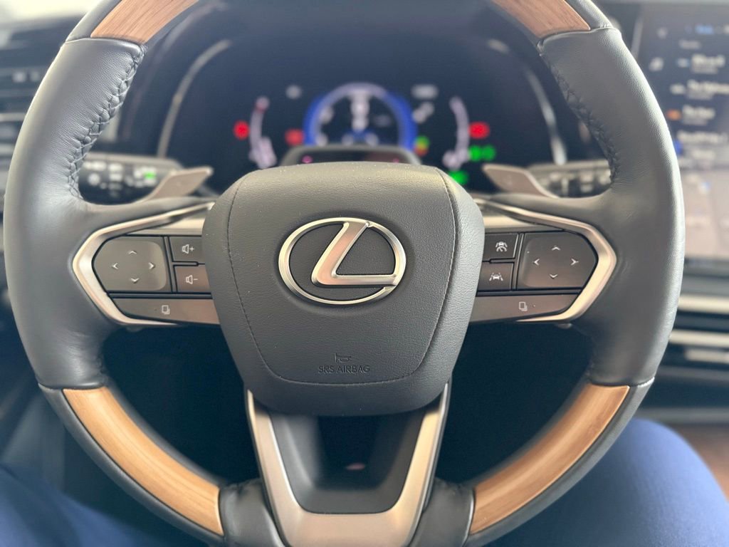 Used 2024 Lexus RX 350h 350h image 31