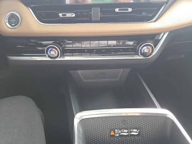 New 2026 Chevrolet Equinox ACTIV image 33