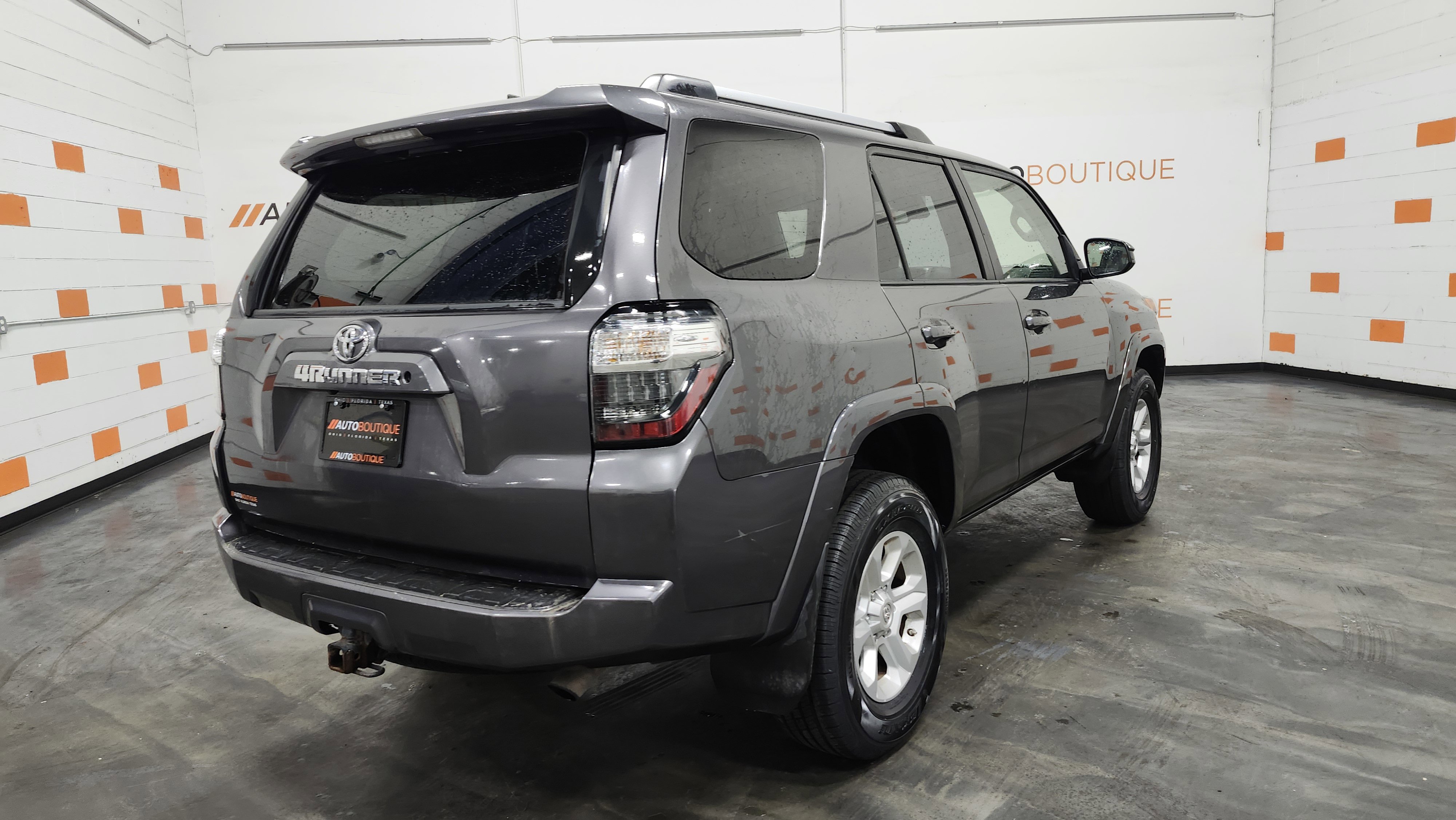 Used 2020 Toyota 4Runner SR5 image 16