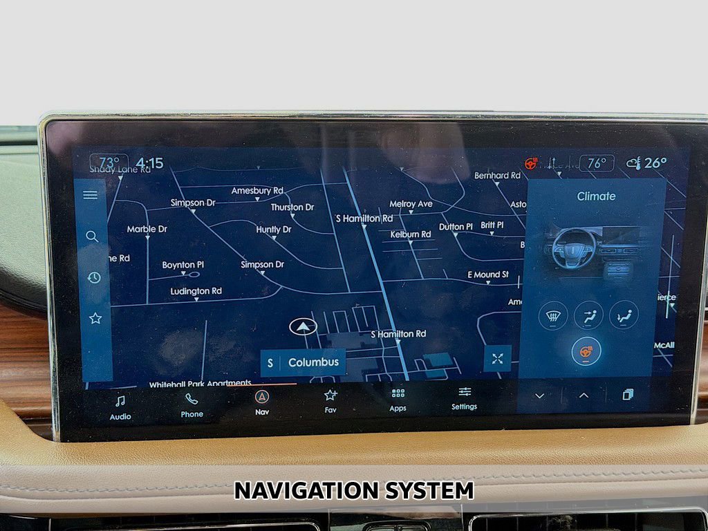 Used 2022 Lincoln Nautilus Reserve image 3