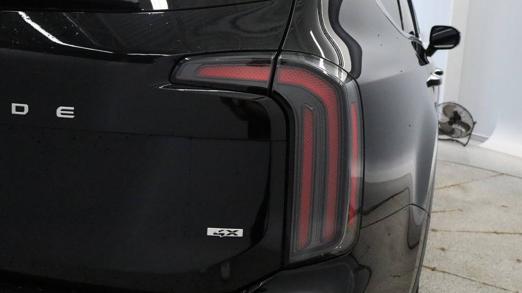 Used 2023 Kia Telluride SX Prestige X-Line image 12