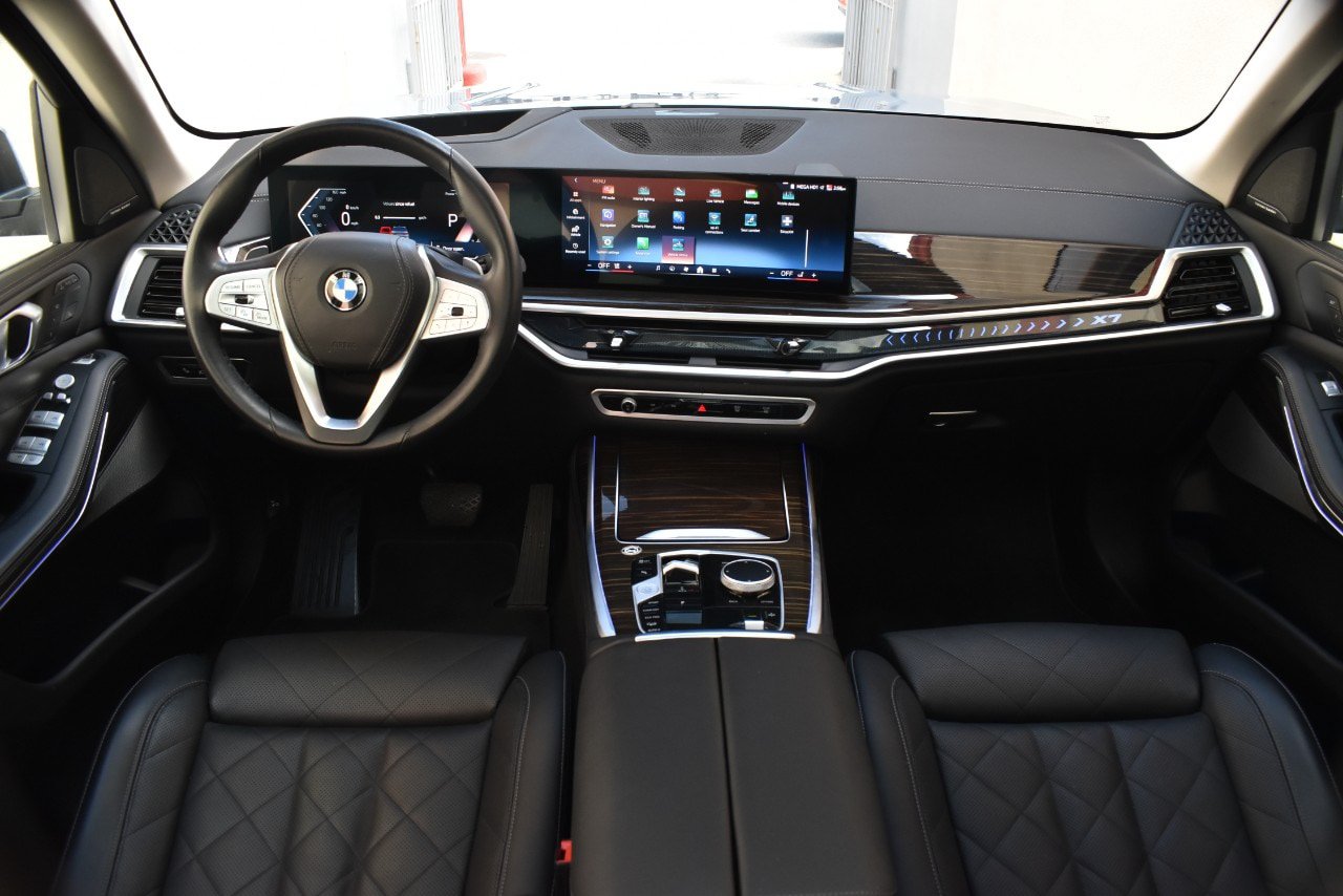 Used 2025 BMW X7 xDrive40i AWD/4WD image 27