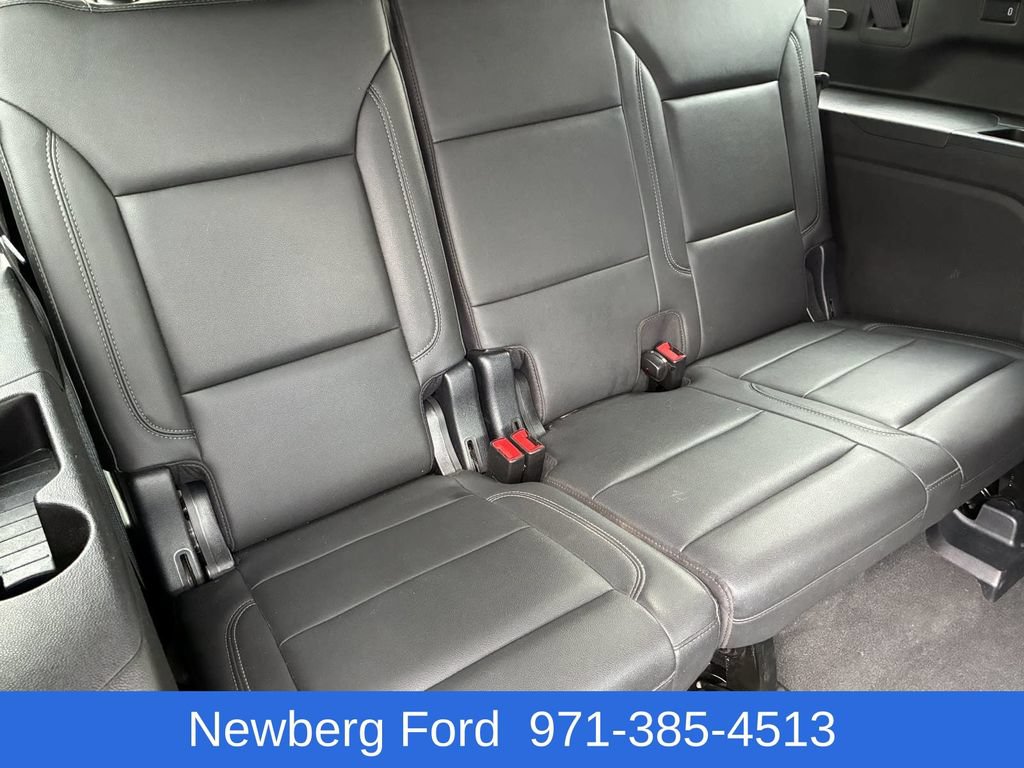 Used 2021 Chevrolet Suburban Z71 w/ Luxury Package AWD/4WD image 34