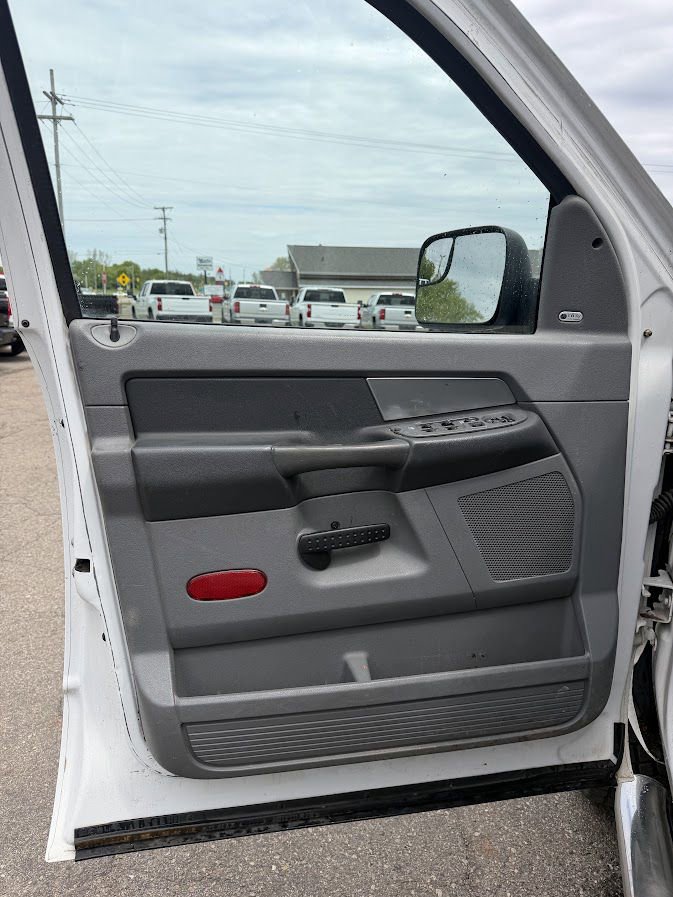 Used 2008 Dodge Ram 2500 Truck SLT w/ Popular Equipment Group AWD/4WD image 14