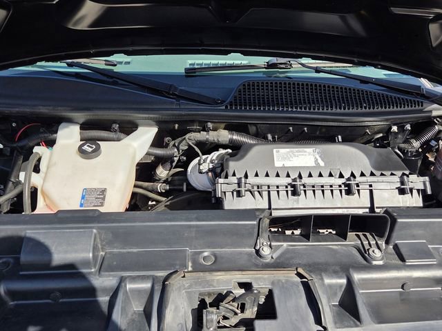 Used 2021 Chevrolet Express 2500 w/ Driver Convenience Package image 20