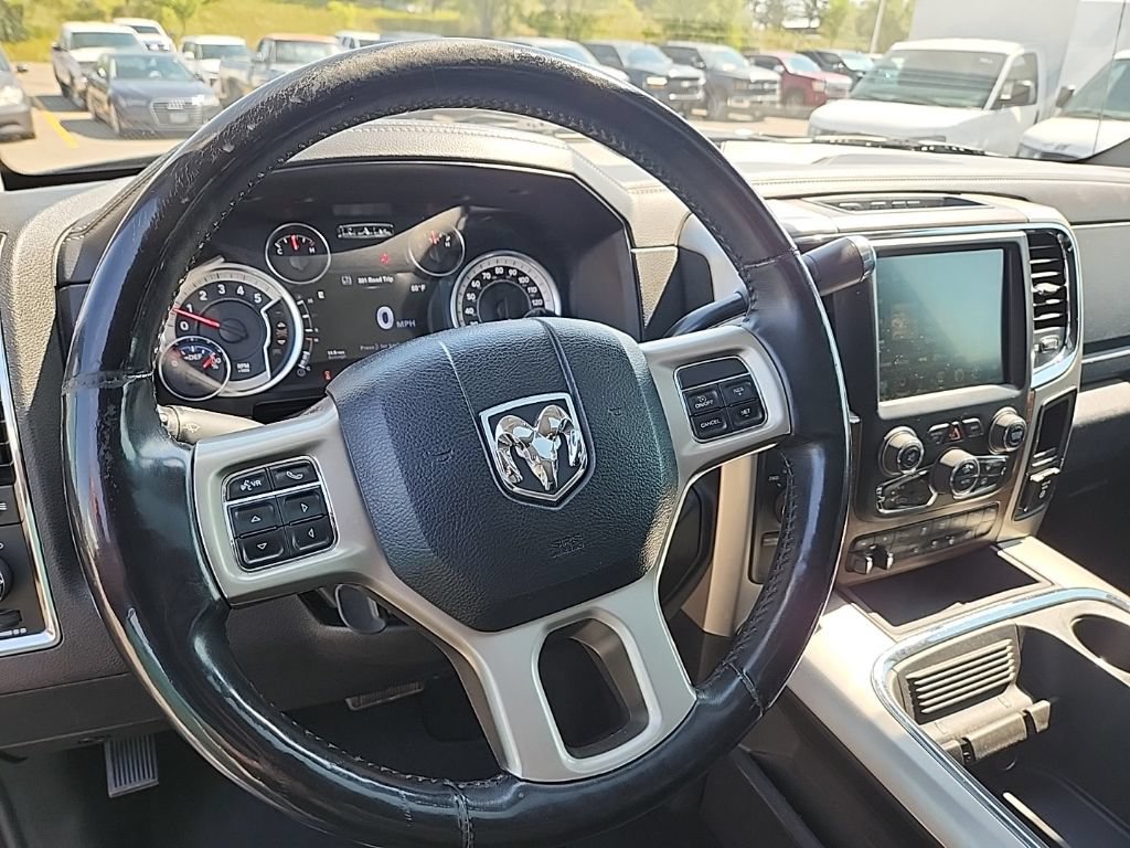 Used 2017 RAM 2500 Laramie w/ Convenience Group AWD/4WD image 9