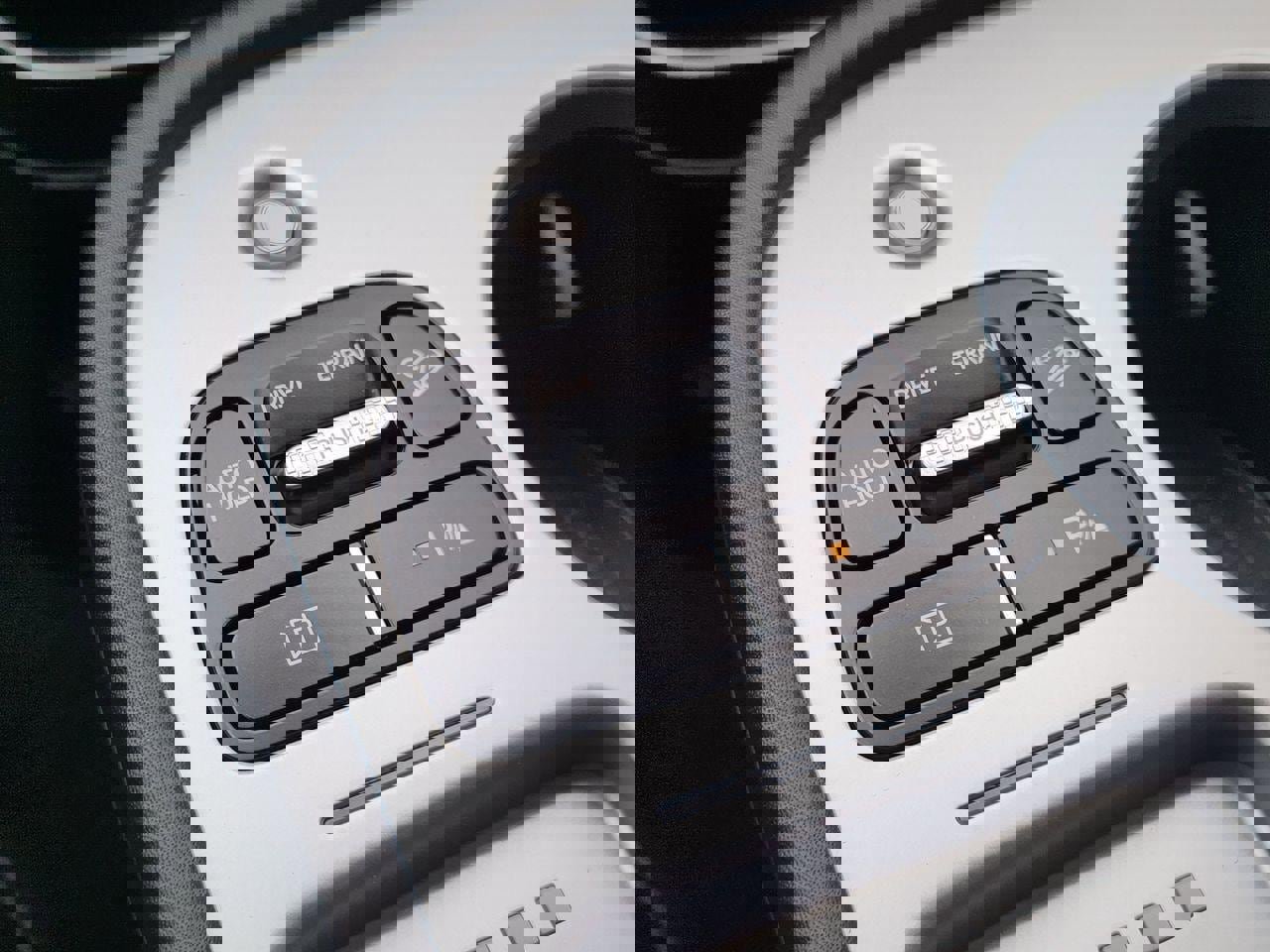 New 2026 Hyundai Ioniq 9 Calligraphy image 18