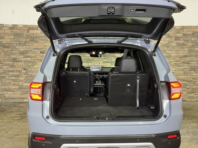 Used 2024 Honda Pilot TrailSport image 8