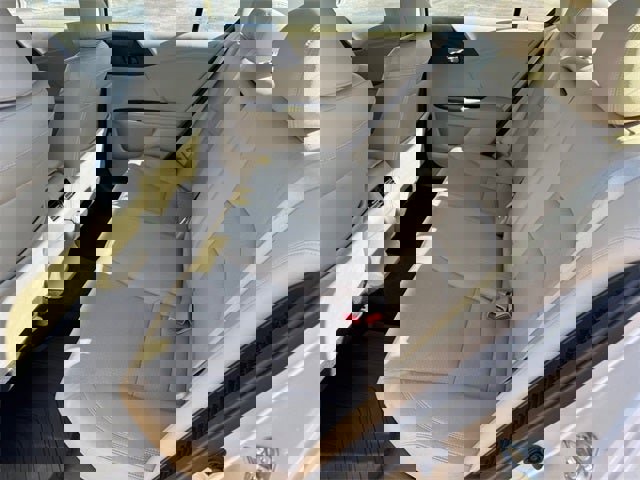 Used 2015 Honda Accord EX-L image 10