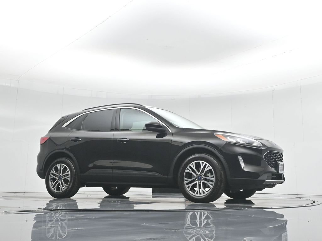 Used 2020 Ford Escape SEL image 4