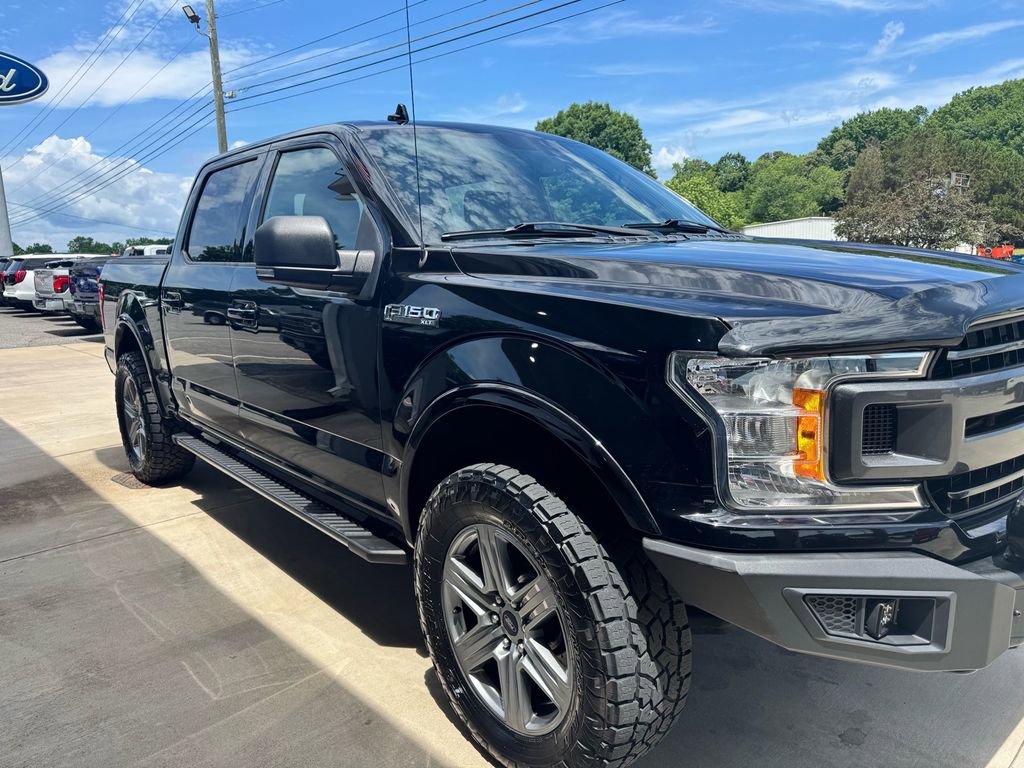 Used 2018 Ford F150 XLT w/ Equipment Group 302A Luxury AWD/4WD image 3