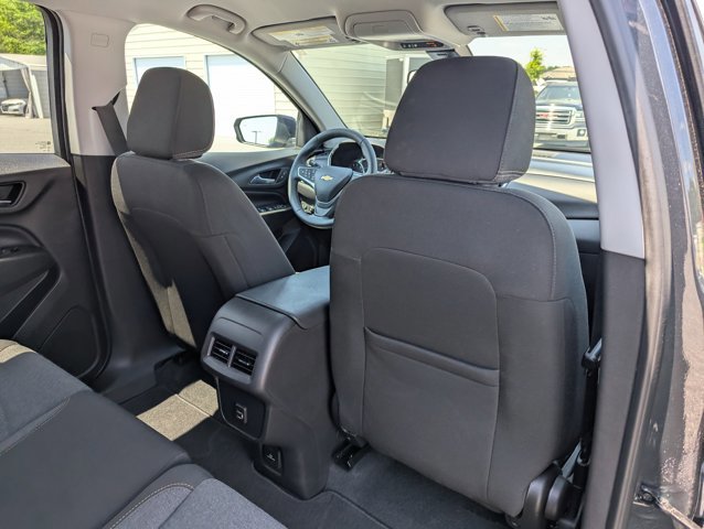 Used 2023 Chevrolet Equinox LT image 28