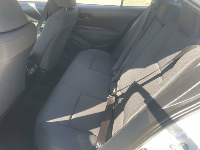 Used 2025 Toyota Corolla LE FWD image 16