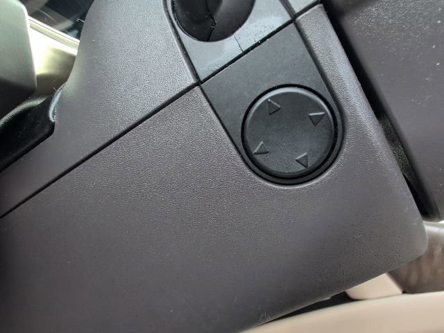 Used 2017 Lincoln MKX Reserve w/ Lincoln MKX Climate Package image 43