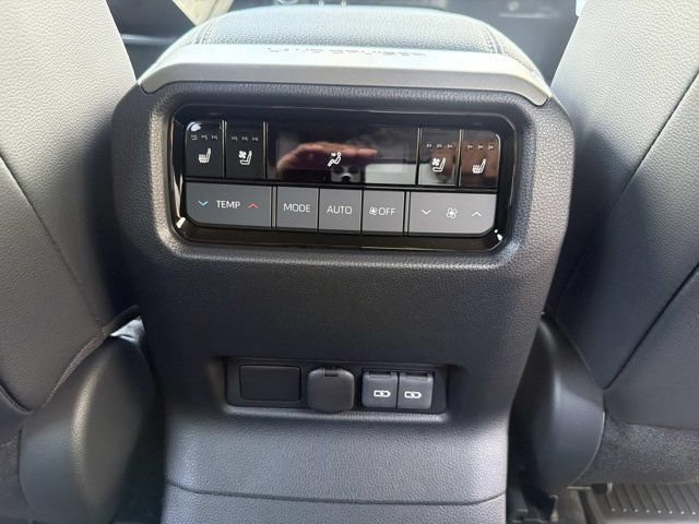 New 2027 Toyota Land Cruiser w/ Premium Package AWD/4WD image 21
