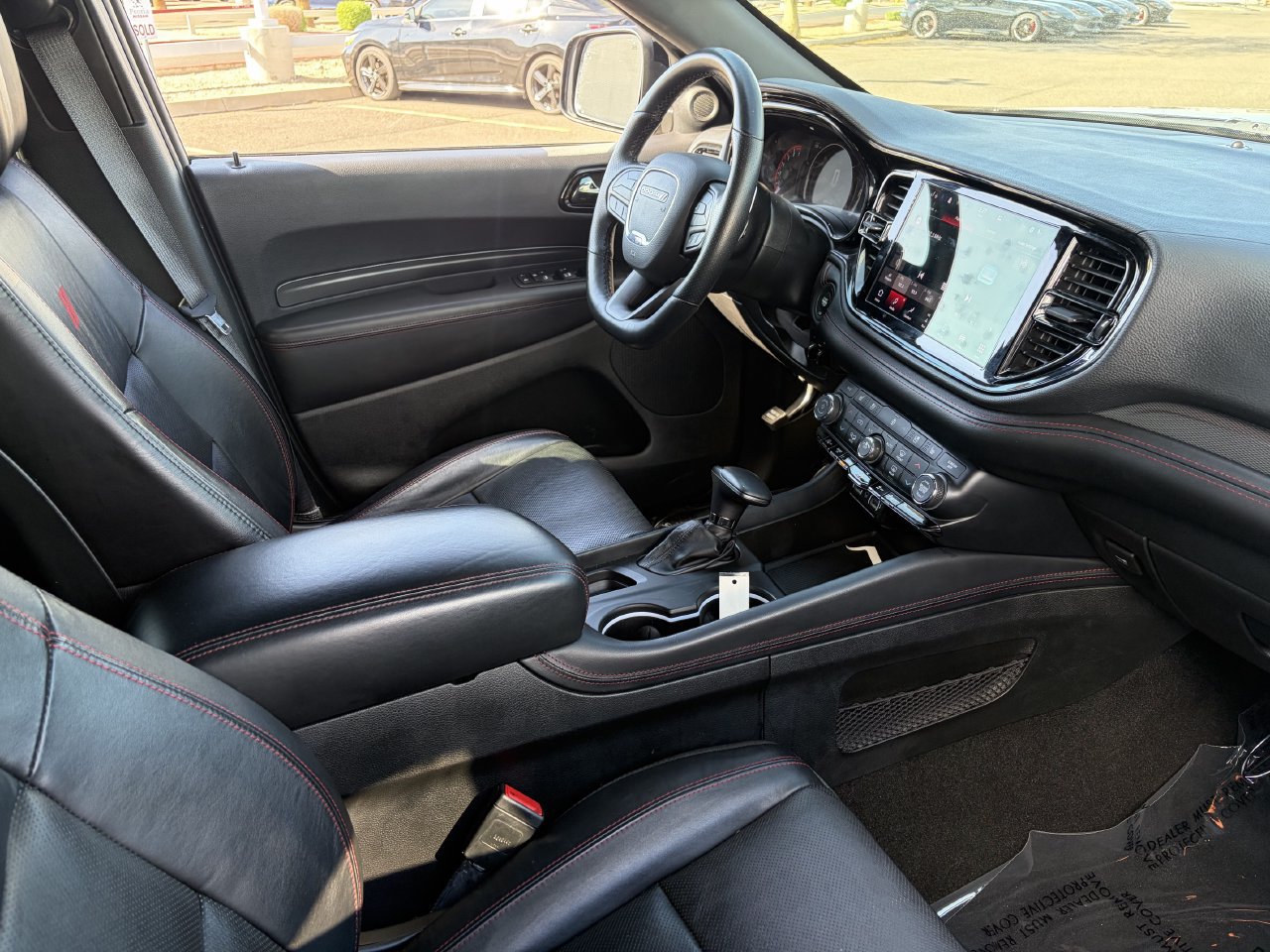Used 2024 Dodge Durango GT RWD image 13