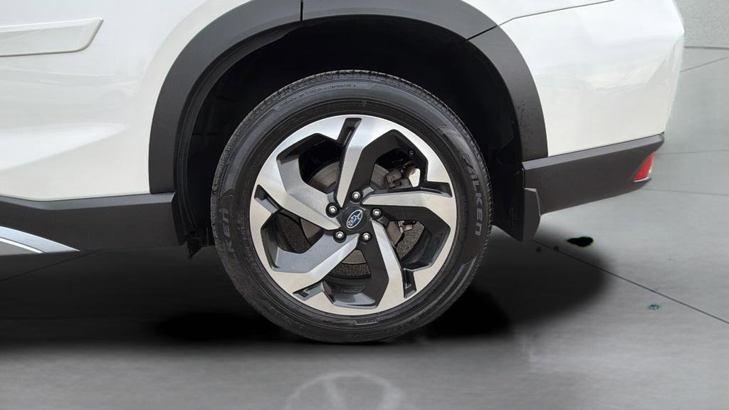 Used 2022 Subaru Forester Touring image 34