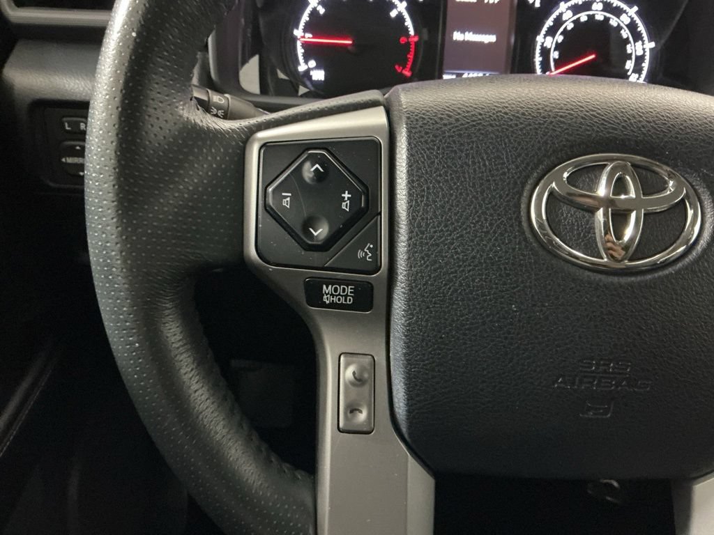 Used 2020 Toyota 4Runner SR5 RWD image 14