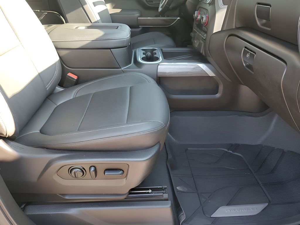 Used 2022 Chevrolet Silverado 2500 LTZ w/ LTZ Premium Texas Edition image 15