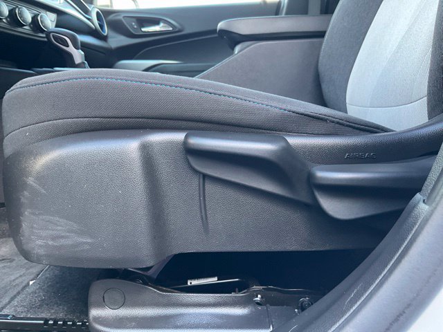 Used 2024 Chevrolet Trax LS w/ LS Convenience Package FWD image 3