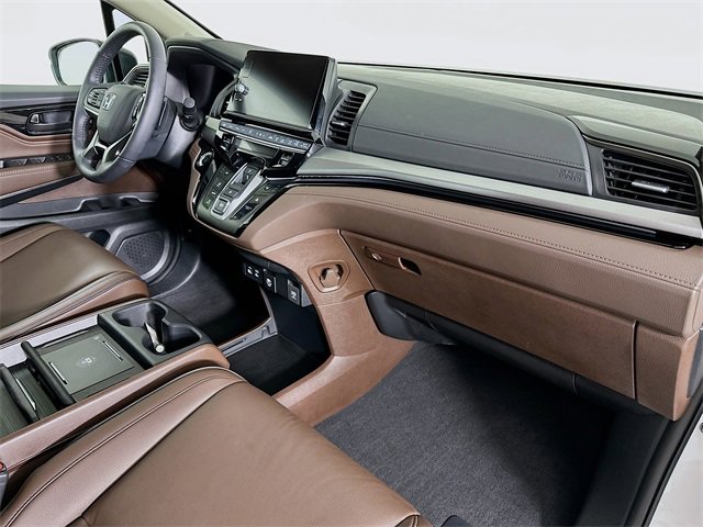 Certified 2026 Honda Odyssey Touring image 33