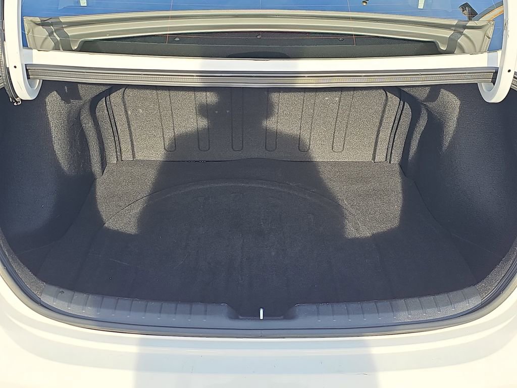 Used 2023 Kia Forte LX image 13