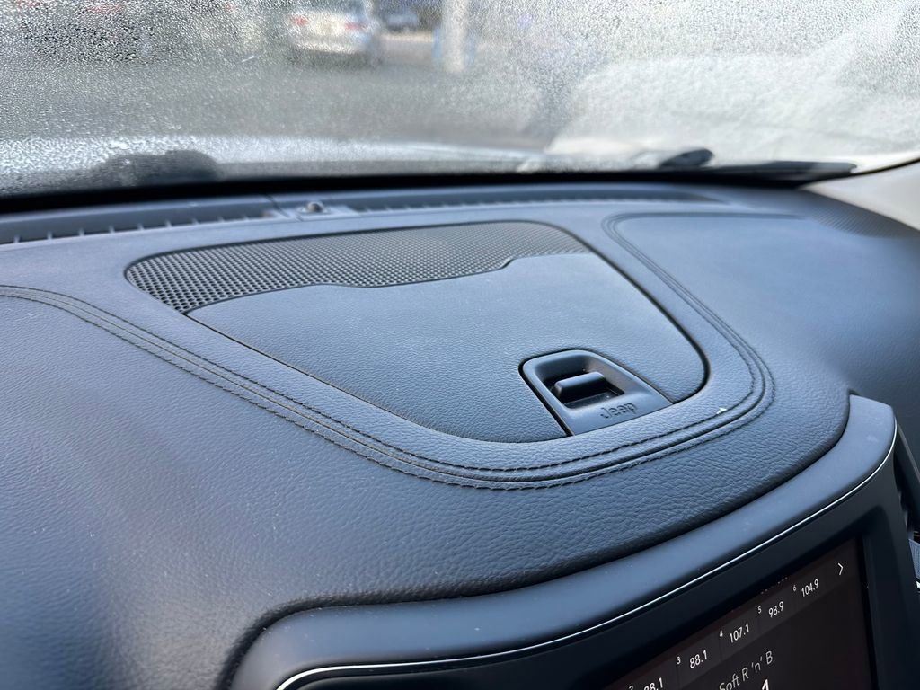 Used 2022 Jeep Cherokee Latitude w/ Sun & Sound Group image 71