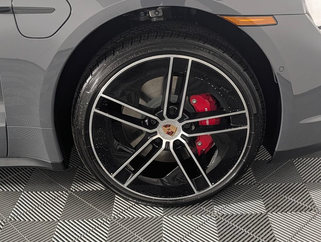 New 2026 Porsche Taycan 4S AWD/4WD image 14