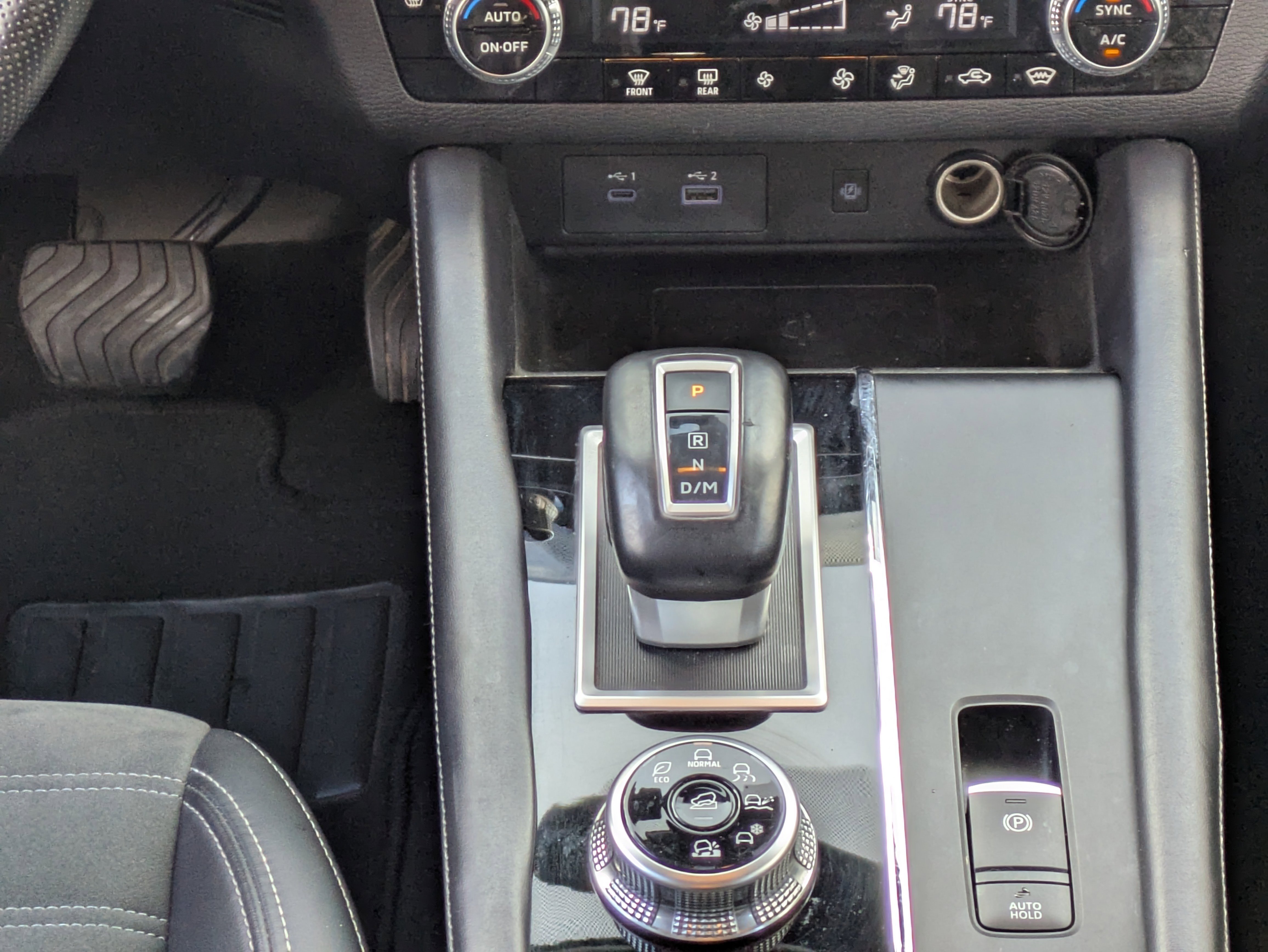 Used 2024 Mitsubishi Outlander SE image 20