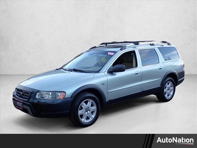 Used 2005 Volvo XC70 AWD/4WD image 1