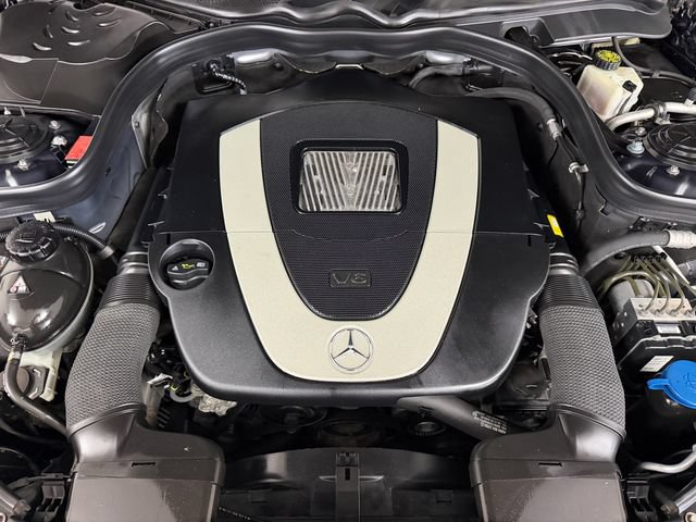 Used 2010 Mercedes-Benz E 350 4MATIC Sedan image 16
