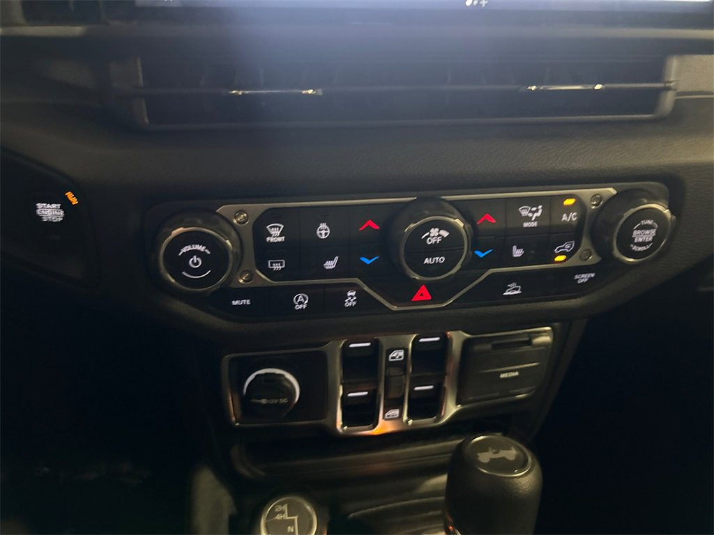 New 2025 Jeep Wrangler Sport S image 24