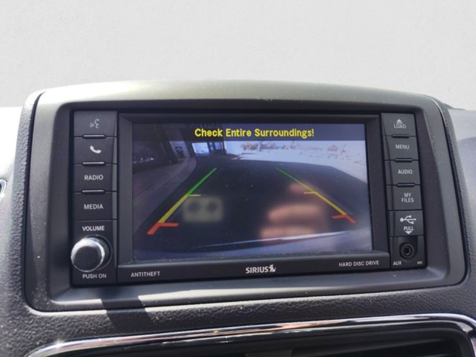 Used 2018 Dodge Grand Caravan SE w/ UConnect Hands-Free Group FWD image 14