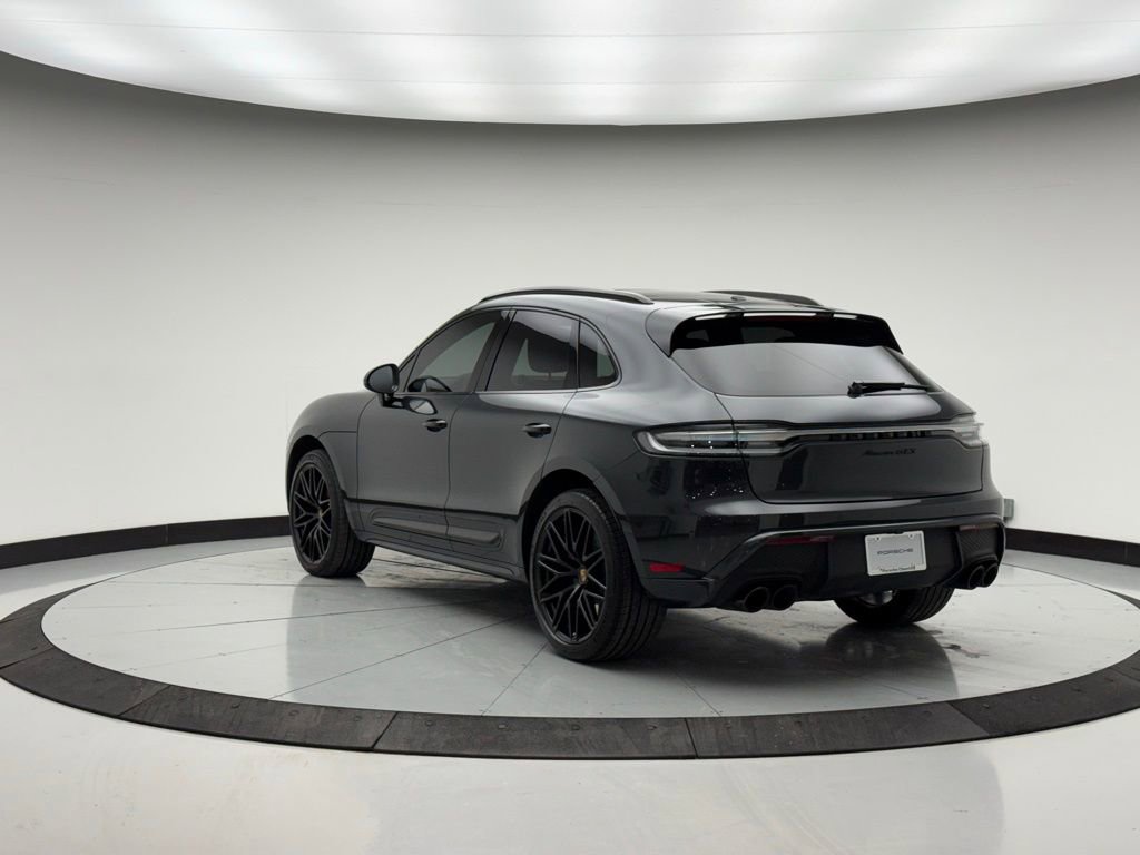 Used 2022 Porsche Macan GTS image 3