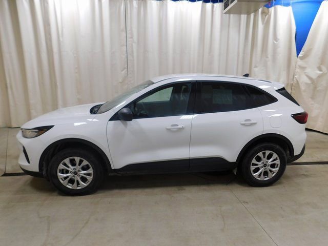 Used 2025 Ford Escape Active image 2