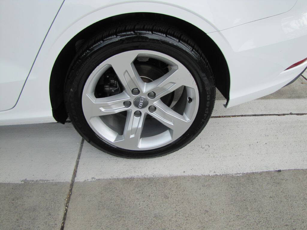 Used 2018 Audi A3 2.0T Premium FWD image 28