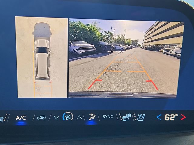 Used 2025 Chevrolet Tahoe High Country image 15