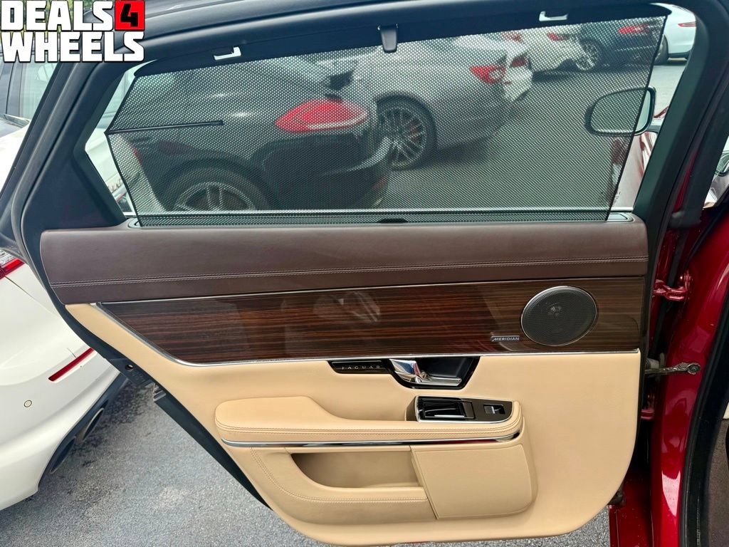 Used 2013 Jaguar XJ L Portfolio AWD/4WD image 34