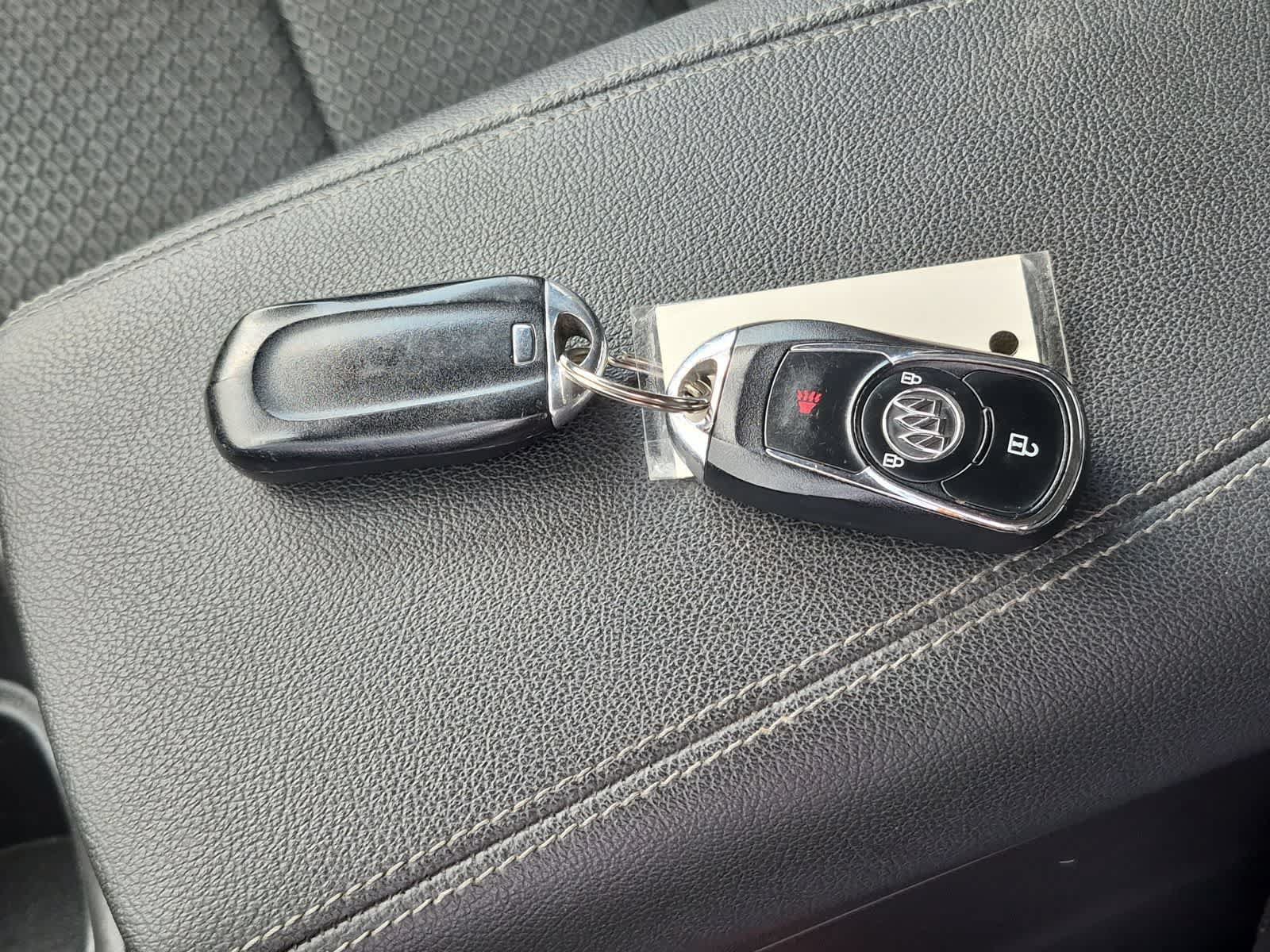 Used 2018 Buick Regal Preferred FWD image 35
