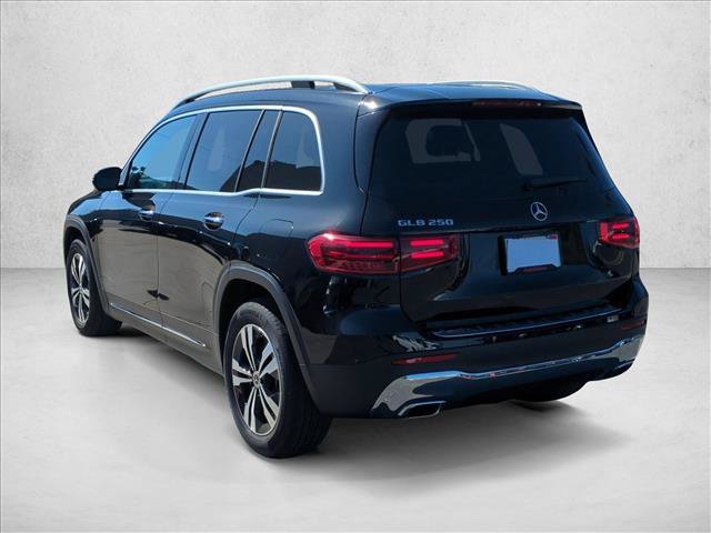 Used 2025 Mercedes-Benz GLB 250 image 11