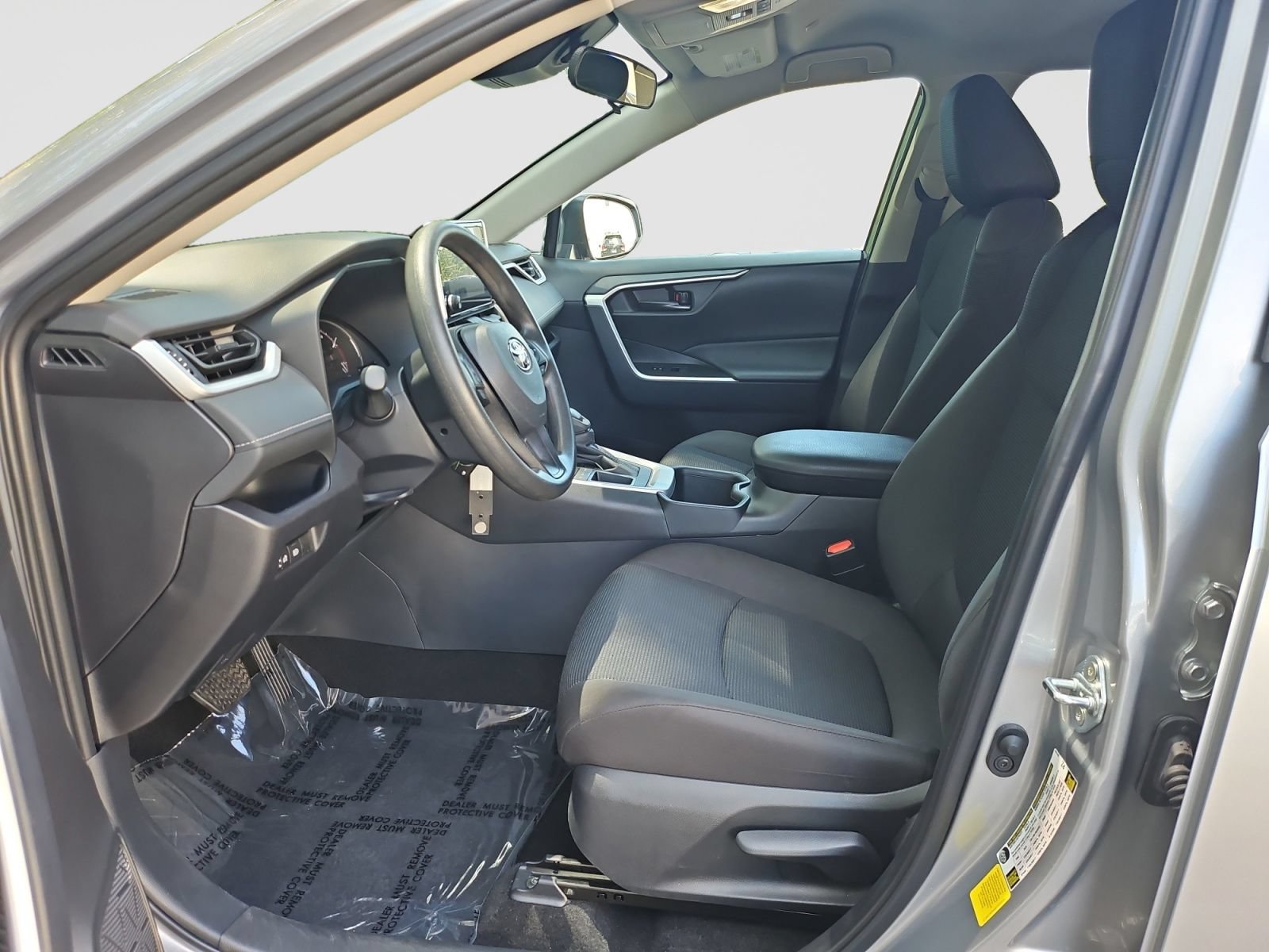 Used 2025 Toyota RAV4 LE FWD image 22